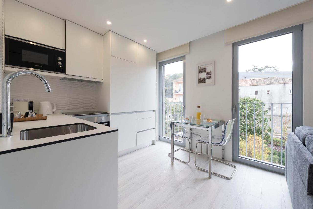 Lovelystay - Modern Loft With Gym & Free Parking Minutes Away From Cbd OOporto Exterior foto